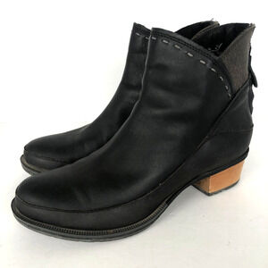 CHACO Fossil Ankle Boots Women’s 7.5 Black Leather‎ Tassel Back Zip Stacked Heel